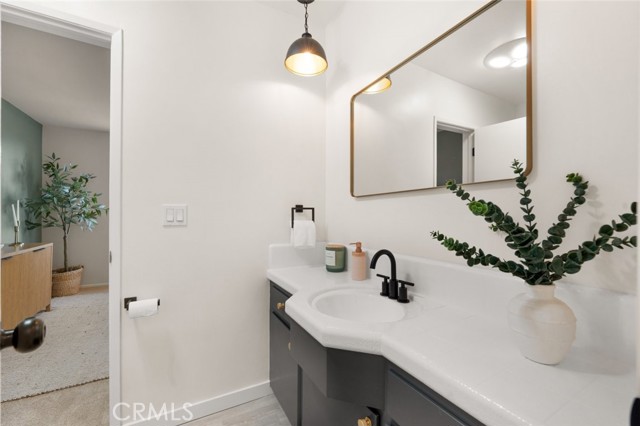 Detail Gallery Image 42 of 75 For 7426 Mulholland Dr, Los Angeles,  CA 90046 - 2 Beds | 2 Baths