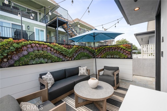 Detail Gallery Image 5 of 32 For 151 Paseo De La Concha a,  Redondo Beach,  CA 90277 - 2 Beds | 2/1 Baths