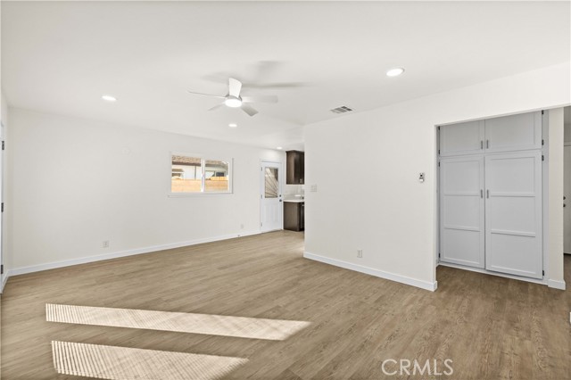 Detail Gallery Image 5 of 27 For 44054 Elm Ave, Lancaster,  CA 93534 - 4 Beds | 2 Baths