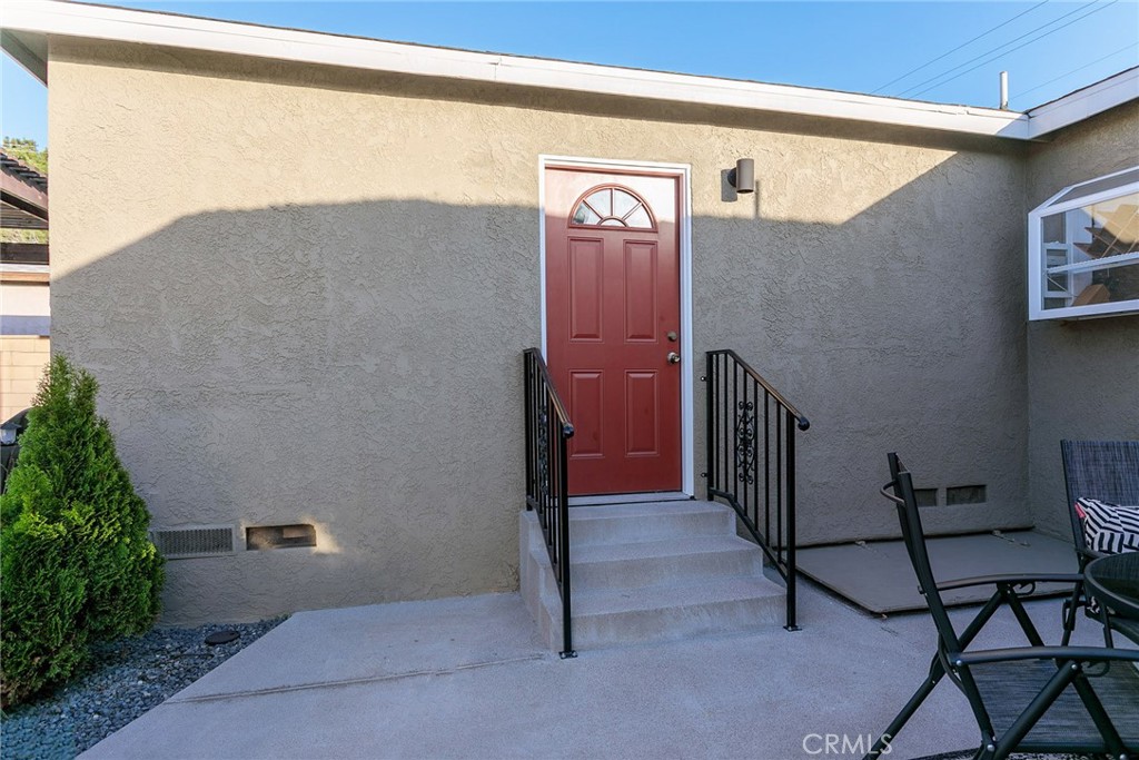 MLS #OC25147950 img 16