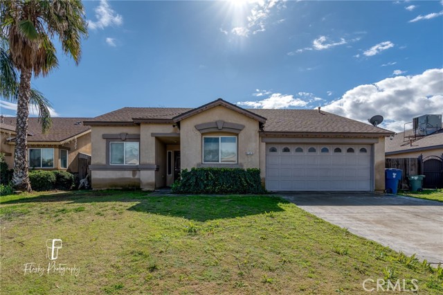 Detail Gallery Image 1 of 1 For 2309 September Dr, Bakersfield,  CA 93313 - 4 Beds | 2 Baths