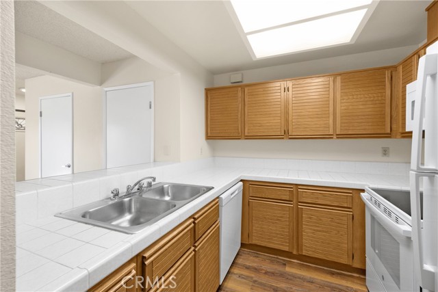 Detail Gallery Image 8 of 15 For 13115 Le Parc, Chino Hills,  CA 91709 - 1 Beds | 1 Baths