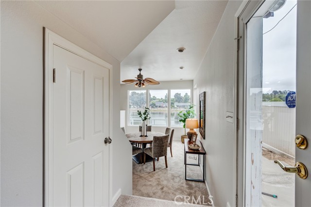 42768 Santa Suzanne Place, Temecula CA: https://media.crmls.org/medias/b9985713-57f0-4f46-ac78-42138e39d1c0.jpg