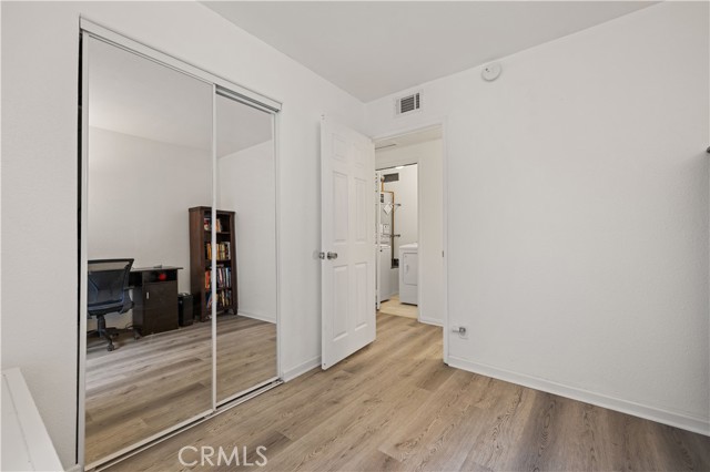 26938 Terri Drive, Canyon Country CA: https://media.crmls.org/medias/b99887b9-4b85-43bb-a5e5-a2856823fabf.jpg