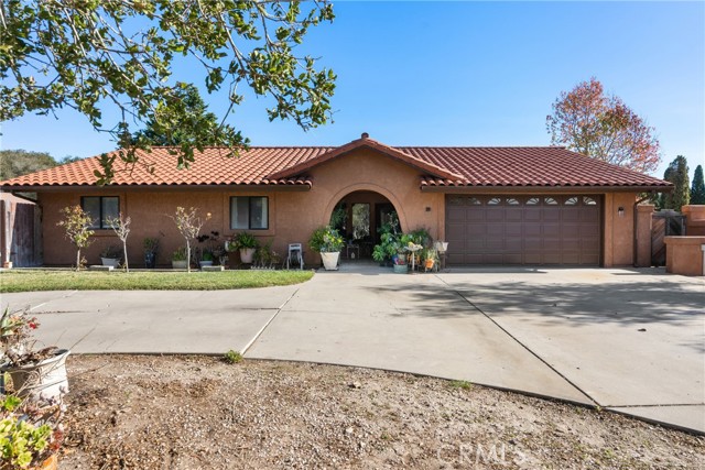 Detail Gallery Image 1 of 45 For 3332 Courtney Dr, Lompoc,  CA 93436 - 3 Beds | 2 Baths