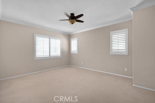 https://media.crmls.org/medias/b9990374-9ac8-4b11-b476-c1a7c69ea19b.jpg?preset=X-Large