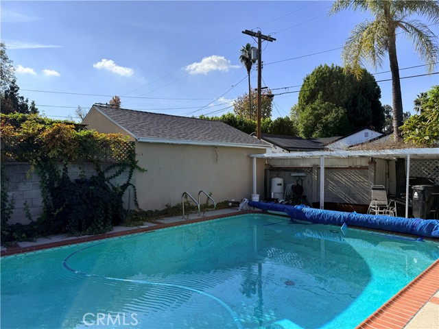 Detail Gallery Image 3 of 17 For 5139 Hazeltine, Sherman Oaks,  CA 91423 - 3 Beds | 2 Baths