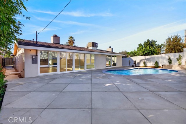 16445 Kingsbury photo 45