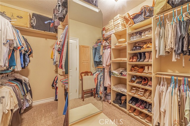 Image 29 of 72 For 2534 Desert Rose Drive