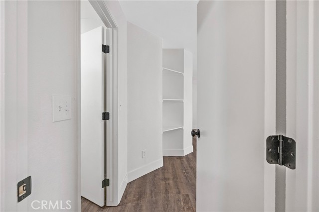 1967 N Ventura Avenue, Farmersville CA: https://media.crmls.org/medias/b99a669e-ea7a-4e56-973f-fe18a8fcd283.jpg