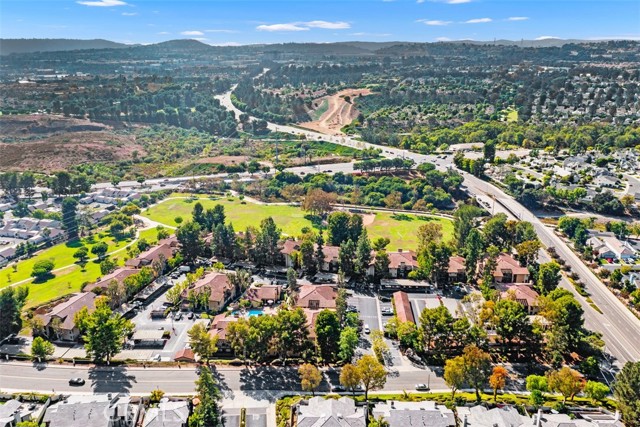 Detail Gallery Image 23 of 25 For 25581 Indian Hill Ln #E,  Laguna Hills,  CA 92653 - 2 Beds | 2 Baths