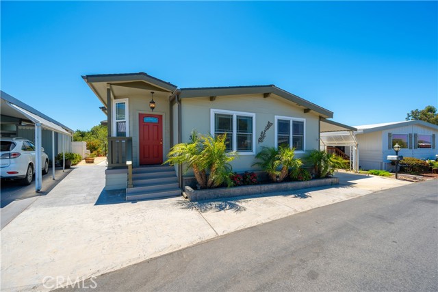 317 Sunrise Terrace, Arroyo Grande CA: https://media.crmls.org/medias/b99adfbe-3543-4c53-bc46-d0e0d1b3bd9e.jpg