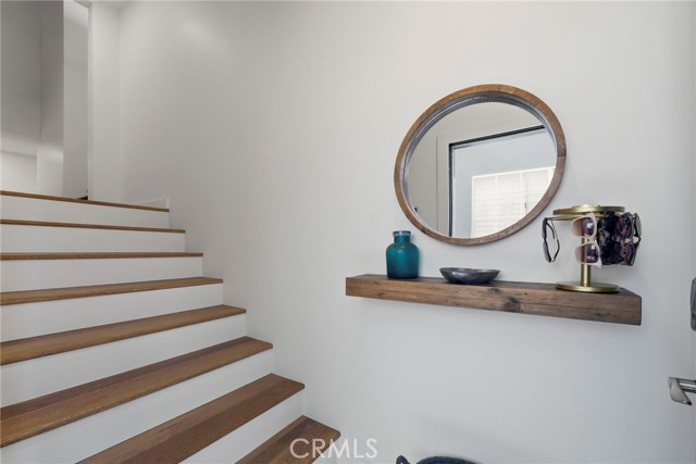 1002 3rd St, Hermosa Beach, California 90254, 4 Bedrooms Bedrooms, ,2 BathroomsBathrooms,Residential,For Sale,3rd St,SB26070138