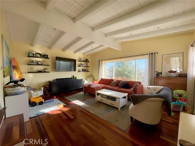 Detail Gallery Image 2 of 25 For 1602 Harper Ave, Redondo Beach,  CA 90278 - 3 Beds | 2 Baths