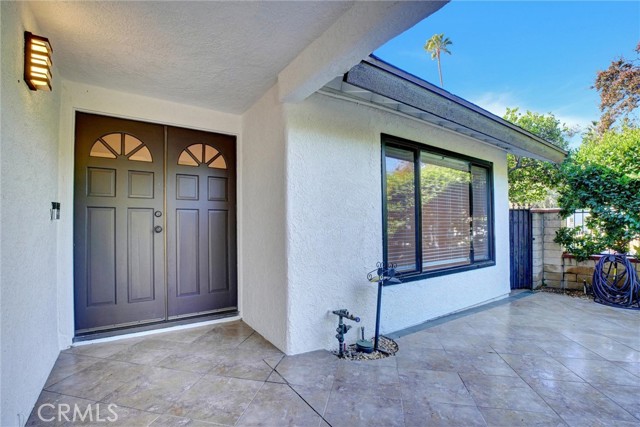 Detail Gallery Image 2 of 38 For 21058 Schoenborn St, Canoga Park,  CA 91304 - 4 Beds | 3 Baths