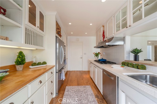 Detail Gallery Image 16 of 46 For 2175 Baleria Dr, San Pedro,  CA 90732 - 4 Beds | 2 Baths