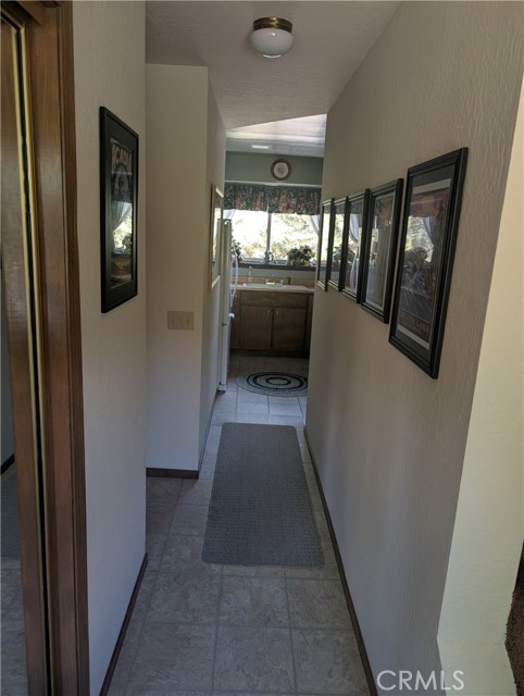 Detail Gallery Image 27 of 44 For 31 Matterhorn Dr, Bridgeport,  CA 93517 - 3 Beds | 2 Baths