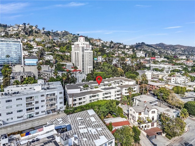 Detail Gallery Image 22 of 24 For 8400 De Longpre #212,  West Hollywood,  CA 90069 - 2 Beds | 2 Baths