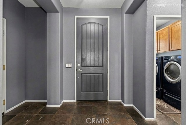 Detail Gallery Image 8 of 33 For 117 Temple Ave, Beaumont,  CA 92223 - 5 Beds | 3/1 Baths