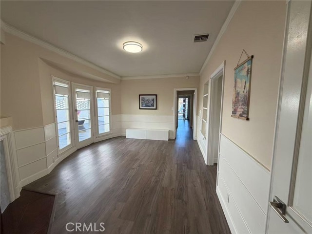 Detail Gallery Image 14 of 26 For 113 N Doheny, Beverly Hills,  CA 90211 - 4 Beds | 2/1 Baths