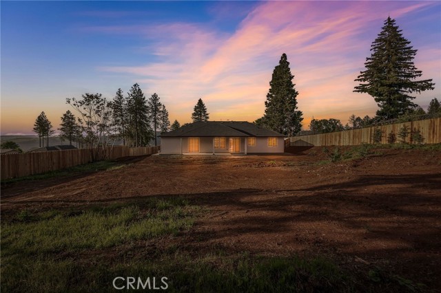 904 Waggoner Road, Paradise CA: https://media.crmls.org/medias/b99f0746-514f-4a32-b2c4-b18dfc53e17b.jpg