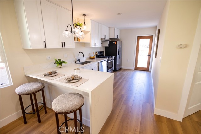 Detail Gallery Image 8 of 36 For 7710 S Halldale Ave, Los Angeles,  CA 90047 - 3 Beds | 2 Baths