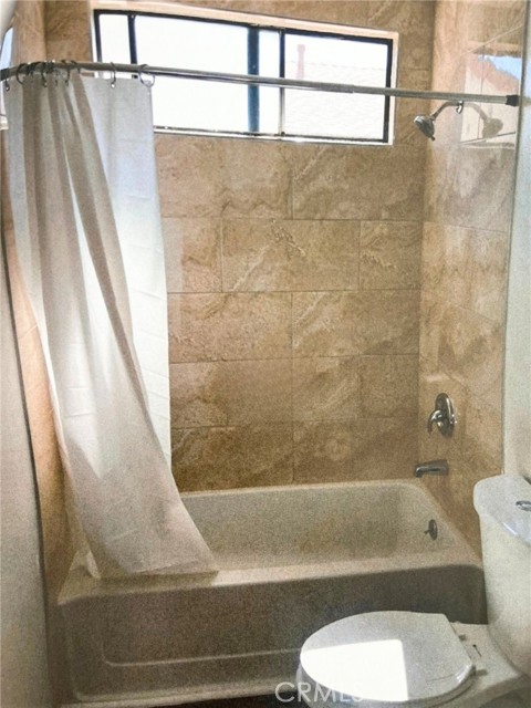 13022 13022 Casa Linda Lane, Garden Grove CA: https://media.crmls.org/medias/b99fa538-b894-4aa2-833a-a25523ed6694.jpg