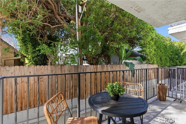 Detail Gallery Image 11 of 33 For 1515 S Beverly Dr #308,  Los Angeles,  CA 90035 - 1 Beds | 1 Baths
