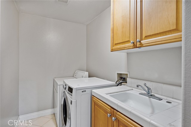Detail Gallery Image 12 of 36 For 4134 Pacific Coast #137,  Torrance,  CA 90505 - 5 Beds | 4 Baths