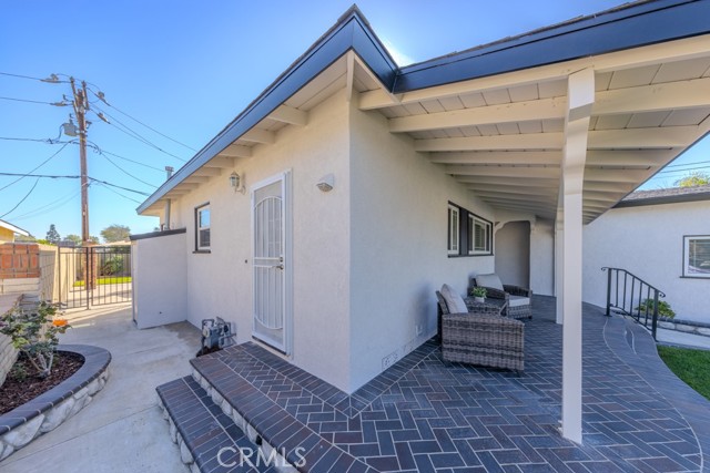 5820 Spahn Avenue, Lakewood, California 90713, 3 Bedrooms Bedrooms, ,2 BathroomsBathrooms,Single Family Residence,For Sale,Spahn,PW24219298