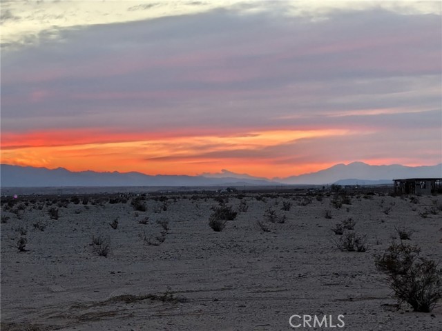 Detail Gallery Image 10 of 11 For 1000 Compadre Ln, Twentynine Palms,  CA 92277 - – Beds | – Baths