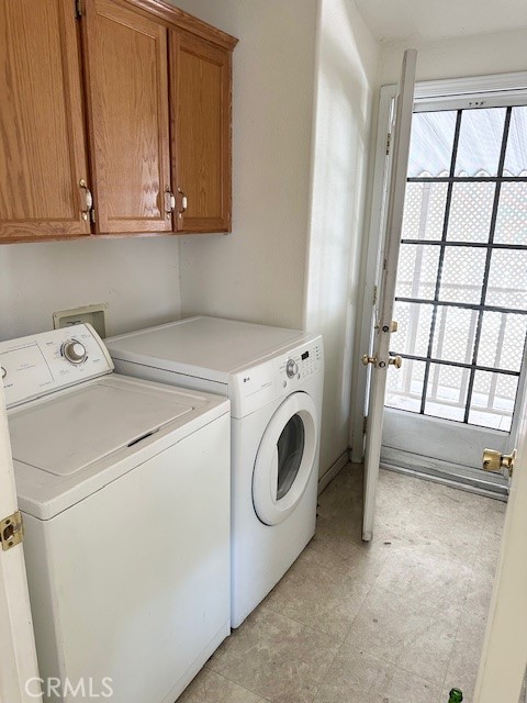 907 Ironwood Lane, Fountain Valley CA: https://media.crmls.org/medias/b9a22fc5-e8fb-41a8-a532-33d0576fe360.jpg