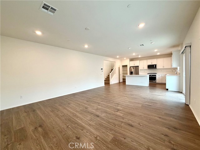 Detail Gallery Image 15 of 39 For 31356 Sycamore Leaf, Winchester,  CA 92596 - 5 Beds | 3 Baths