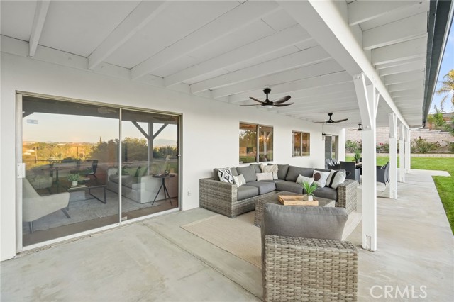 Detail Gallery Image 48 of 64 For 5932 Ellenview Ave, Woodland Hills,  CA 91367 - 5 Beds | 4 Baths