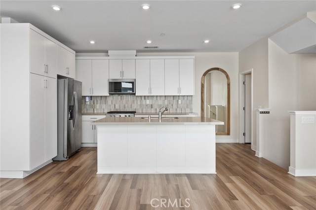 Detail Gallery Image 7 of 52 For 1206 W Cara, Anaheim,  CA 92805 - 2 Beds | 2/1 Baths