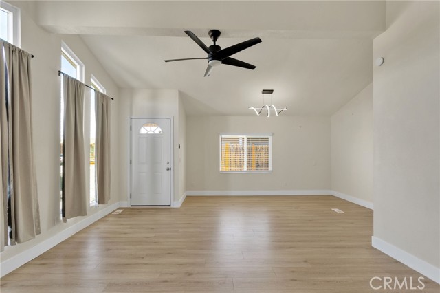 Detail Gallery Image 7 of 30 For 24939 Camino Del Norte, Barstow,  CA 92311 - 3 Beds | 2 Baths