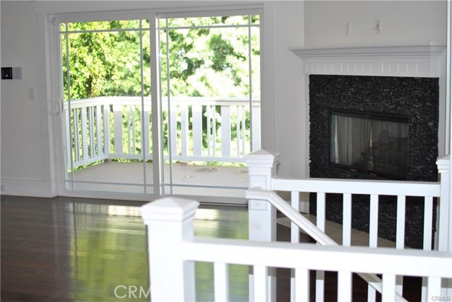Detail Gallery Image 28 of 75 For 804 N Irena Ave #B,  Redondo Beach,  CA 90277 - 3 Beds | 2/1 Baths