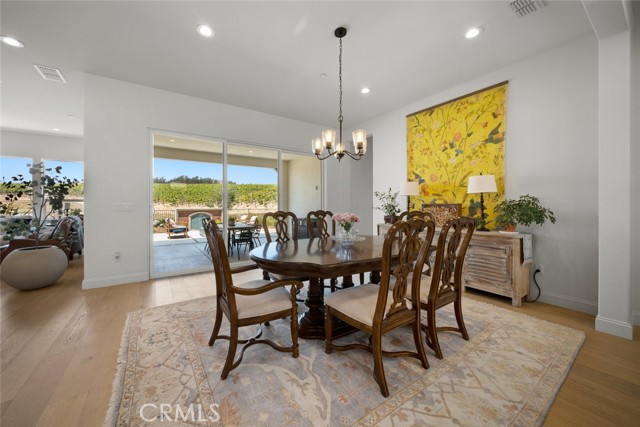 1330 Riley Lane, Nipomo CA: https://media.crmls.org/medias/b9a348e9-f1b1-4dfe-8bdf-6007cb6ed58f.jpg