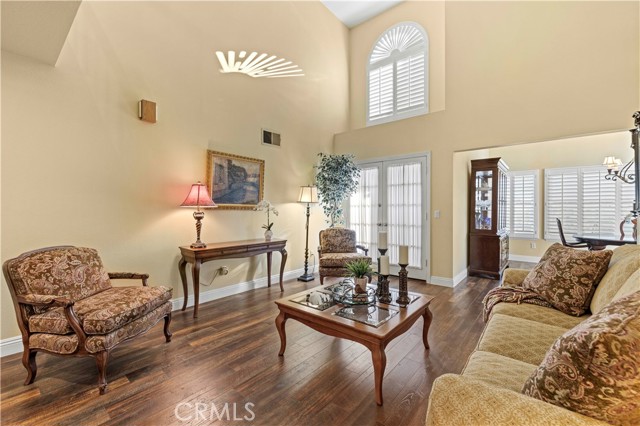 Detail Gallery Image 7 of 49 For 26061 Charonne Ct, Valencia,  CA 91355 - 4 Beds | 3 Baths