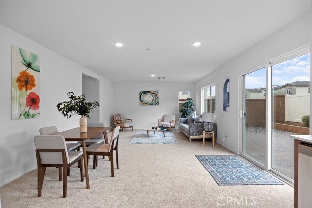 Detail Gallery Image 8 of 27 For 2168 Redwood Ln, Banning,  CA 92220 - 3 Beds | 2/1 Baths