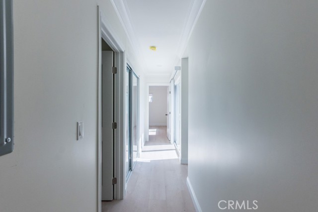 128 S Harper Avenue, Los Angeles CA: https://media.crmls.org/medias/b9a48cf3-66c8-4224-8a4a-dc32284f7b89.jpg