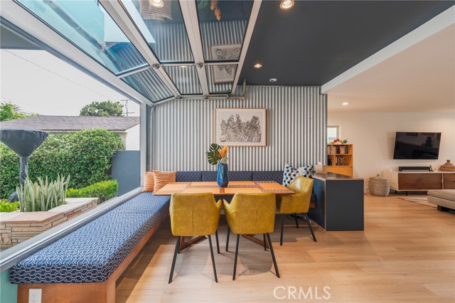 Detail Gallery Image 27 of 49 For 358 Santa Ana, Long Beach,  CA 90803 - 3 Beds | 3 Baths