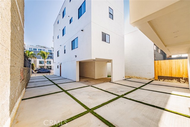 Detail Gallery Image 23 of 43 For 13461 Beach Ave, Marina Del Rey,  CA 90292 - – Beds | – Baths