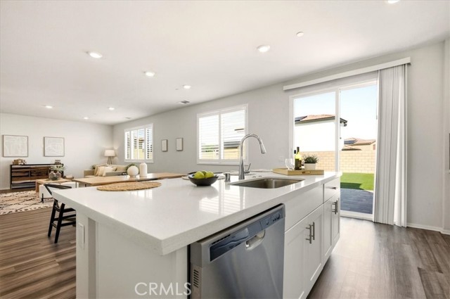 Detail Gallery Image 15 of 52 For 9731 Lasorda Ct, Riverside,  CA 92503 - 4 Beds | 3 Baths