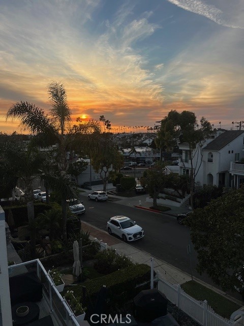 Detail Gallery Image 57 of 65 For 608 Heliotrope, Corona Del Mar,  CA 92625 - 4 Beds | 4 Baths