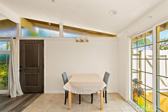Detail Gallery Image 6 of 27 For 9930 Rose Ave, Montclair,  CA 91763 - 4 Beds | 2 Baths