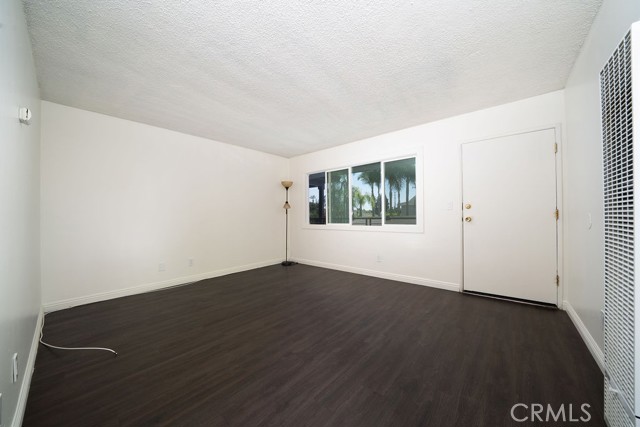 Detail Gallery Image 9 of 20 For 11221 Pangborn Ave, Downey,  CA 90241 - – Beds | – Baths