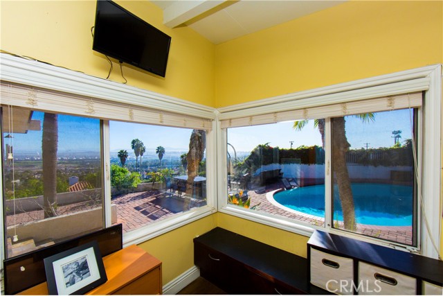 16 Stirrup Road, Rancho Palos Verdes, California 90275, 3 Bedrooms Bedrooms, ,2 BathroomsBathrooms,Residential,Sold,Stirrup,PW22029127