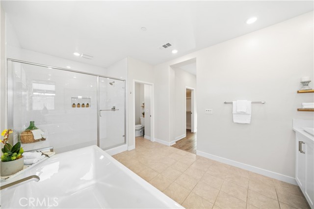 Detail Gallery Image 36 of 52 For 386 Chorus, Irvine,  CA 92618 - 4 Beds | 3 Baths