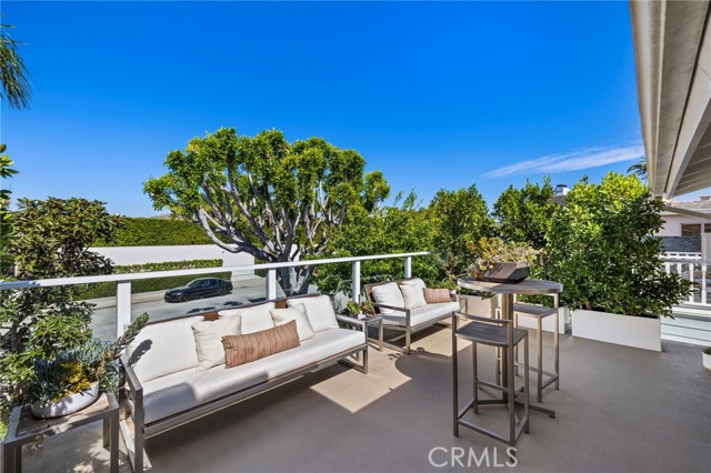 Detail Gallery Image 30 of 58 For 1613 E Balboa, Newport Beach,  CA 92661 - – Beds | – Baths